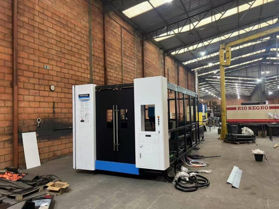 CNC Laser Cutting Machine