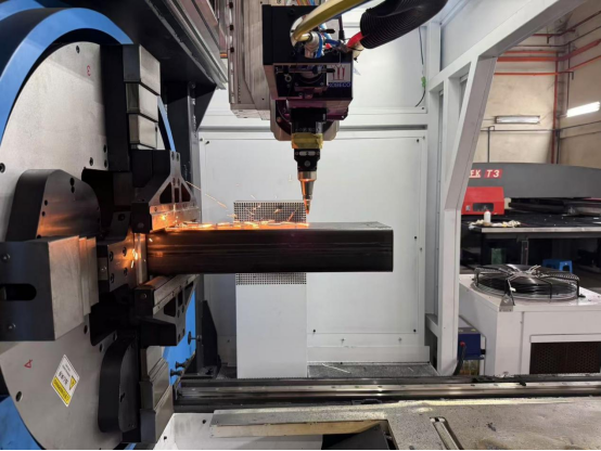 Laser Pipe Cutter